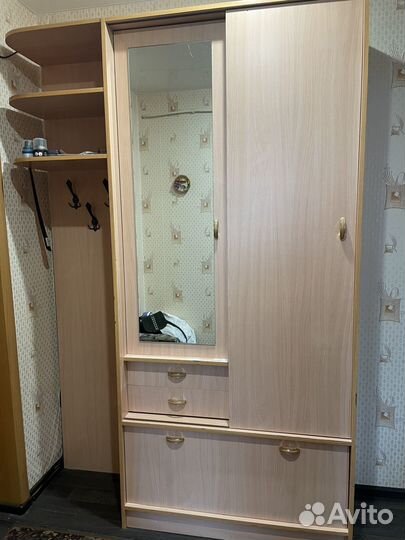 Шкаф в прихожую бу