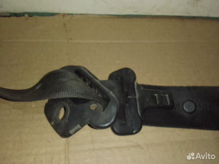 Ремень безопасности передний левый Ваз 21123 купе