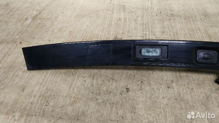 Подсветка номера Land Rover / Discovery Sport / L5