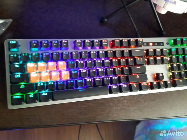 Игровая механическая клавиатура bloody A4tech B765