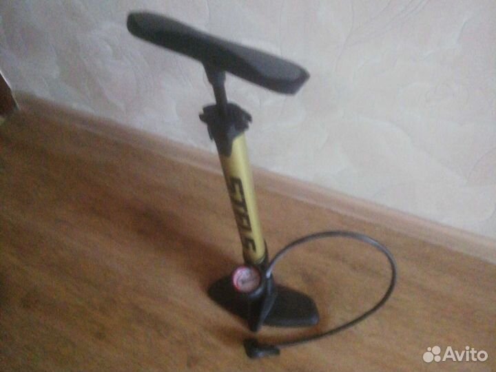 Насос для велосипеда