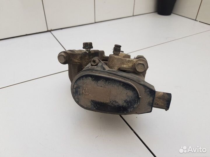 Суппорт задний левый (Geely Atlas)