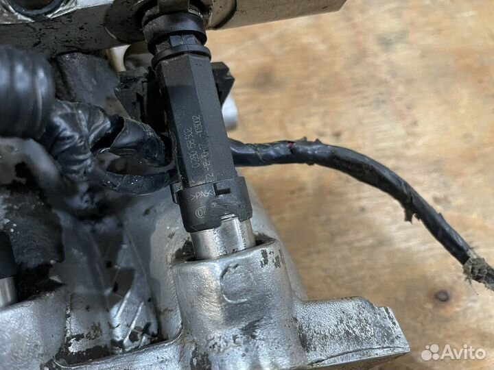 Впускной коллектор инжектор Нива 21213 Niva 21214