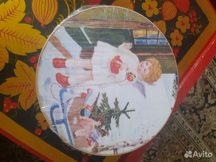 Деревянная шкатулка