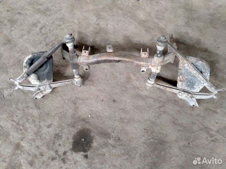 Передняя балка на Mitsubishi Galant 7