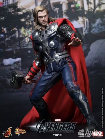 Hot Toys Thor MMS175 The Avengers Complete