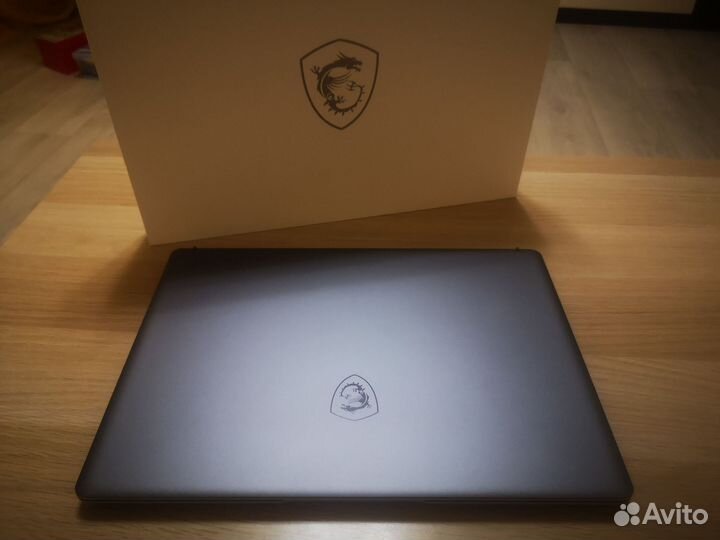 Игровой ноутбук / для дизайнеров MSI