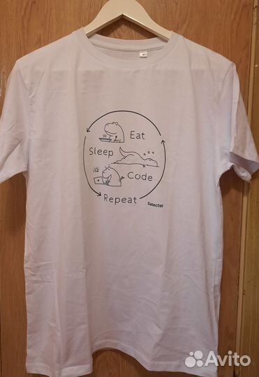 Футболка Selectel Динозавр Eat Sleep Code мерч
