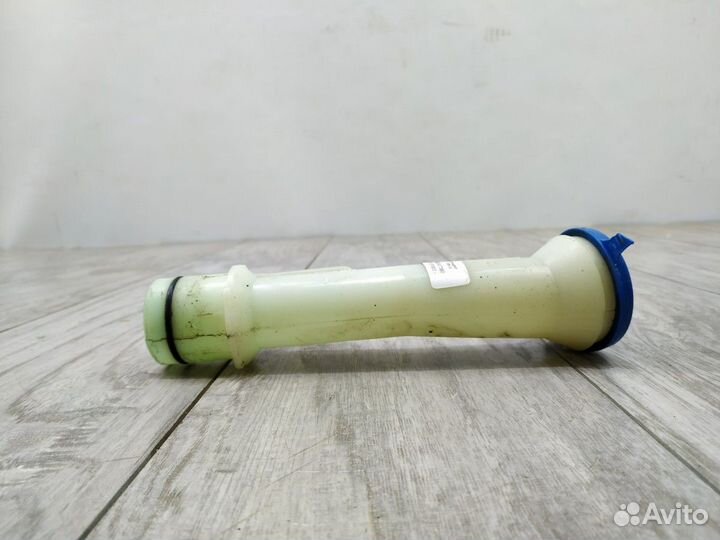 Горловина бачка омывателя пежо 206