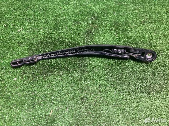 Поводок стеклоочистителя задний Nissan X-Trail T31