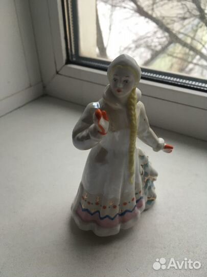 Снегурочка из фарфора Дулево винтажная