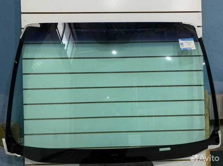 Лобовое стекло Nissan Note