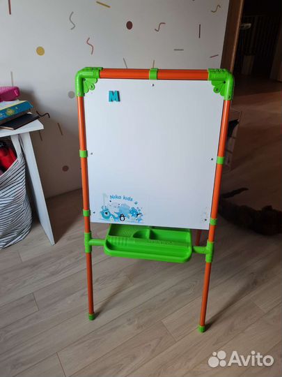 Мольберт детский Ника плюс магнитный набор
