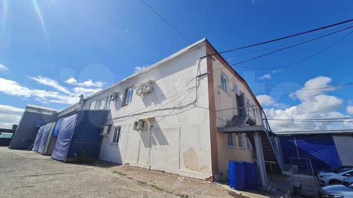 Здание на Химграде, 4000 м²