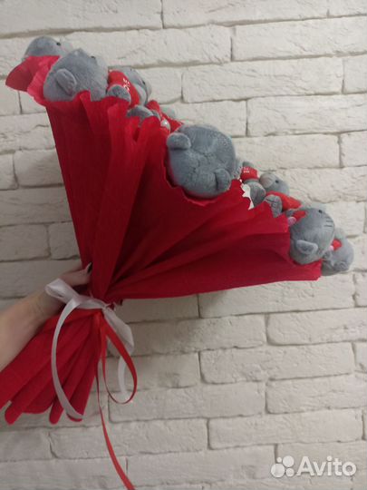 Подарок для девушки, букет с игрушками и конфетами