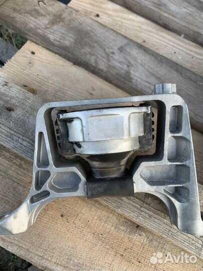 Подушка двигателя mazda 3 bl