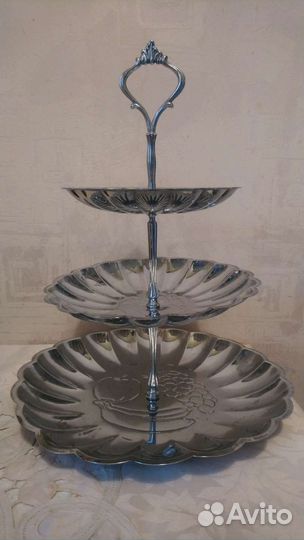 Подставка трёхярусная для конфет,печенья и фруктов