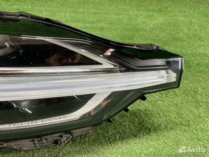 Фара правая Volvo XC60