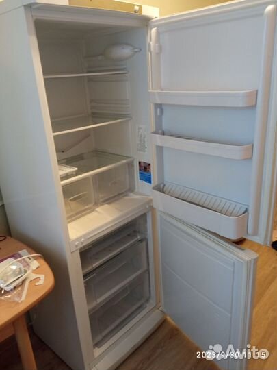 Indesit SB 167.027 Холодильник б/у