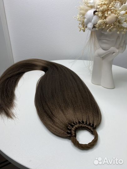 Хвост волосы на резинке