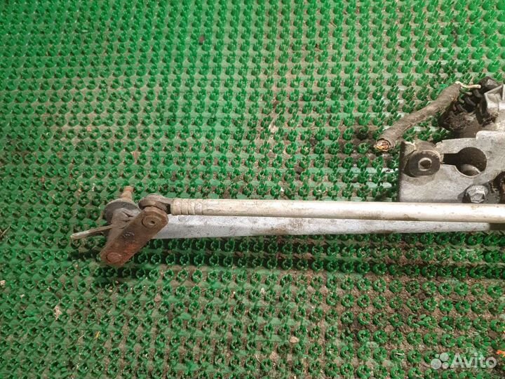 Трапеция стеклоочистителей Опель Вектра А