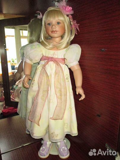 Фарфоровая кукла Бердин Криди