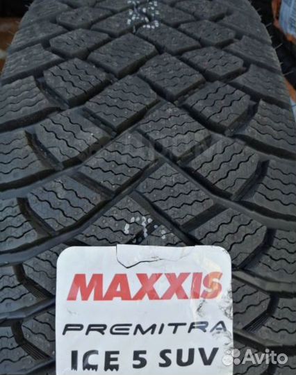 Maxxis Premitra Ice 5 SUV / SP5 215/65 R16 98T