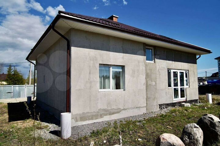 Дом 186 м² на участке 10 сот.