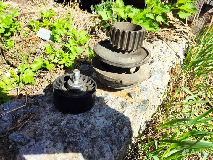 Daewoo nexia помпа