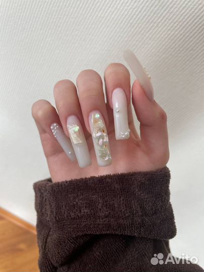 Наращивание ногтей