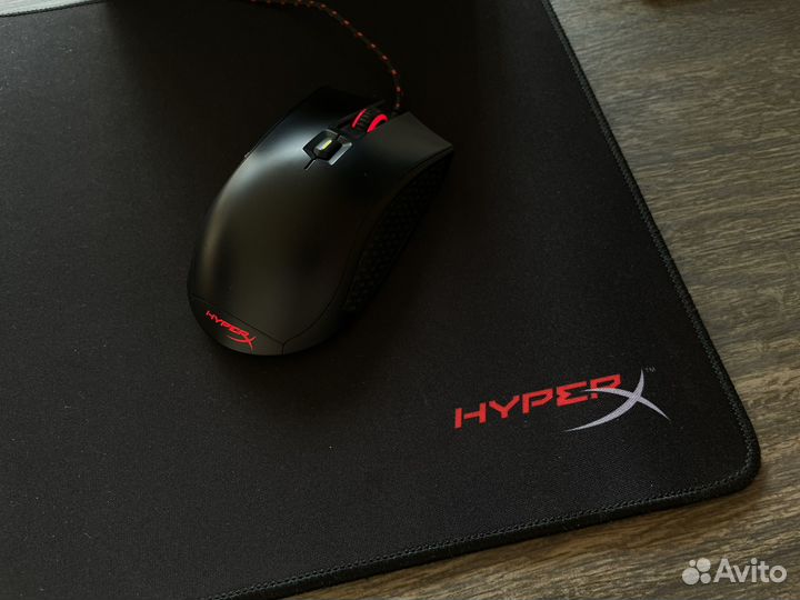 Игровая мышь HyperX Pulsefire FPS + коврик