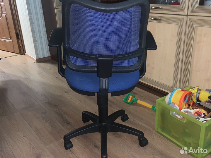 Компьютерное кресло Икеа