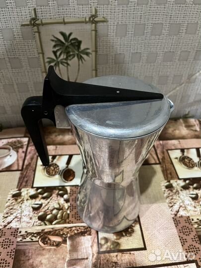 Гейзерная кофеварка