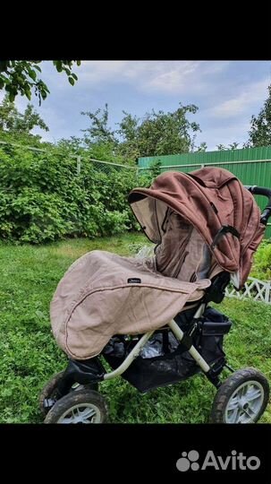 Прогулочная коляска