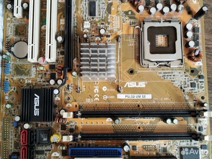 Материнская плата asus P5LD2-VM SE