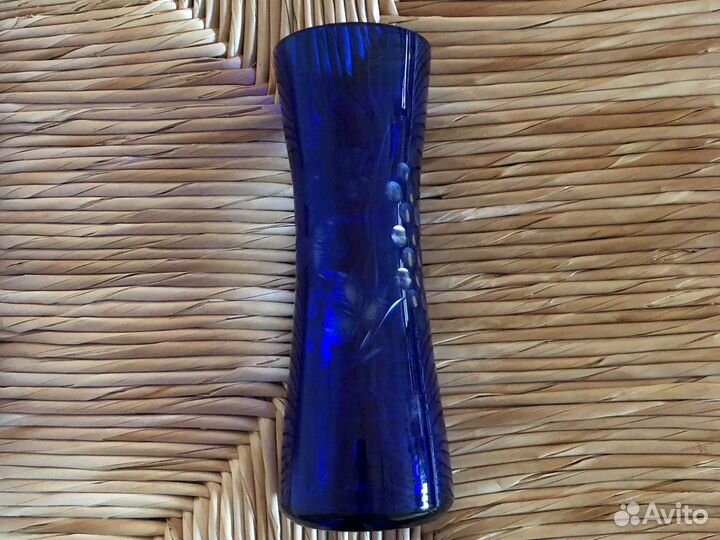 Ваза стнее стекло