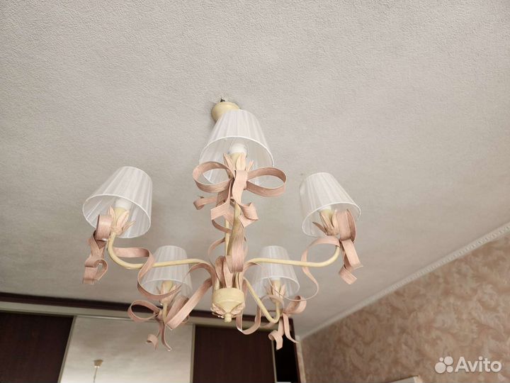 Люстра итальянская в спальню