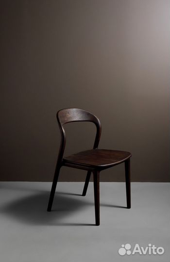 Стул премиум класса от дизайн-студии