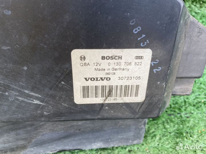 Диффузор радиатора Volvo XC70 V70 SZ59 SW59 307231