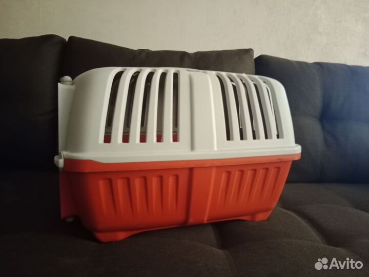 Переноска для кошек пластиковая