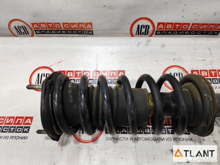 Стойка передняя правая toyota mark II