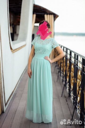 Платье вечернее нежно-зеленого цвета