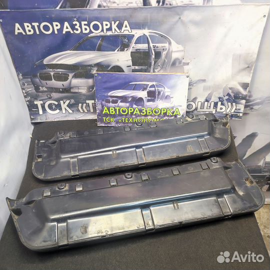 Чёрные карманы двери Volkswagen Passat B3