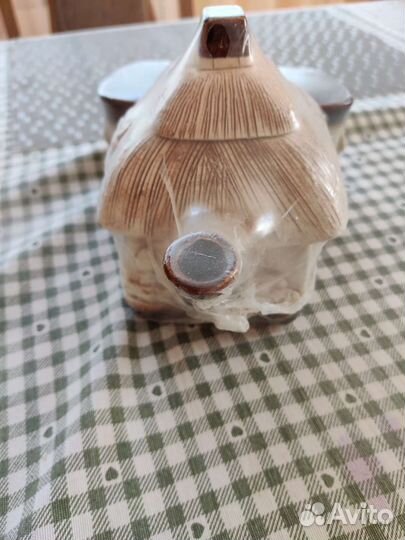 Чайный сервиз новый в коробке и чайник