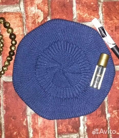 Берет новый