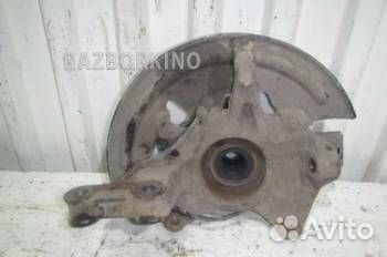 Кулак передний правый Рено