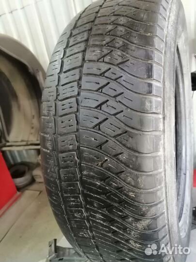 Goodride AZ 171 215/65 R16