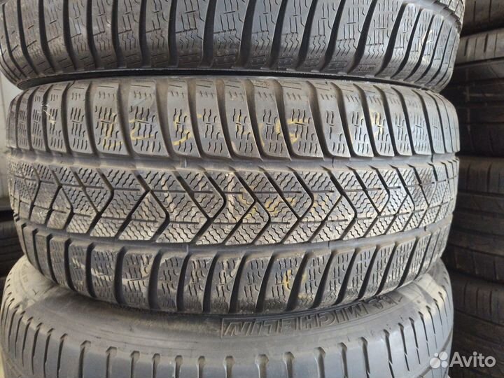 Pirelli Winter Sottozero 3 225/45 R19