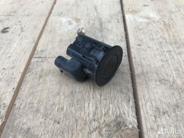 LADA Vesta Датчик парковки