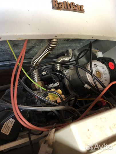 Двухконтурный котел газовый на запчасти